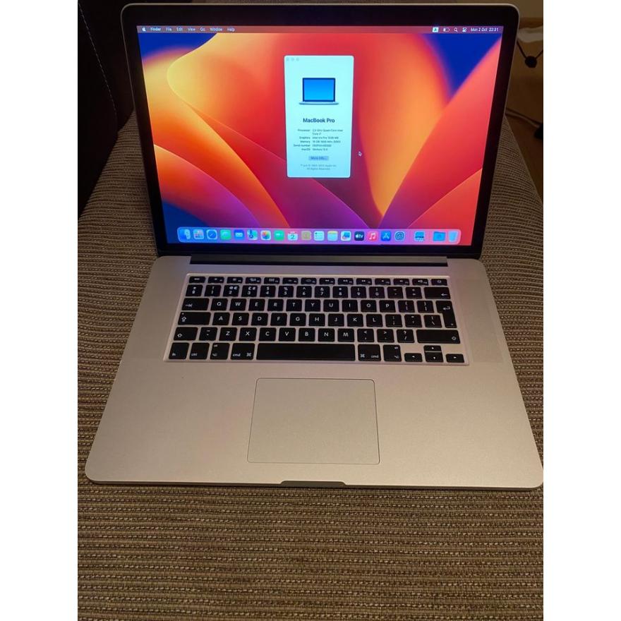 Apple MacBook Pro 15" A1398 2015 i7-4th Gen 2.5Ghz 16GB RAM 256GB SSD Silver