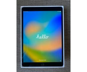 Apple iPad Pro 1st Gen. 256GB, Wi-Fi, 10.5 in - Space Grey - като нов!