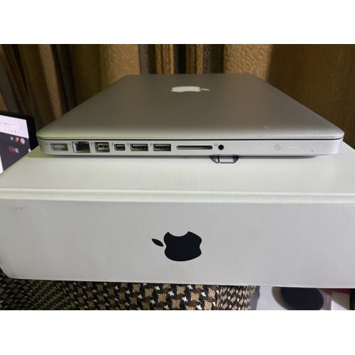 Apple MacBook Pro 13" A1278 2015 i7-3520M 2.9Ghz 16GB RAM 256GB Silver 8X DL "SuperDrive" + кутия!