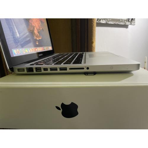 Apple MacBook Pro 13" A1278 2015 i7-3520M 2.9Ghz 16GB RAM 256GB Silver 8X DL "SuperDrive" + кутия!