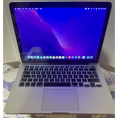 Apple MacBook Pro 13.3" A1502 2015 i5-4210U 2.70 GHz 16GB RAM 256GB SSD