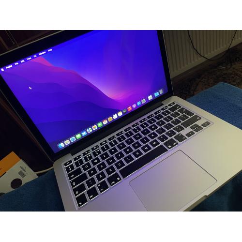 Apple MacBook Pro Early 2015 - Intel Core i7-5557U - 16GB RAM - 512GB SSD