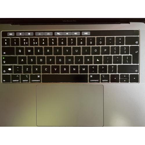 Apple MacBook Pro 13" A1989 2018 i5-8259U 16GB RAM 256GB  - Touch Bar + ID