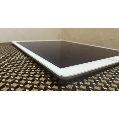 Apple iPad Pro 12.9" A1652 (Wi-Fi/Cellular) 256 GB Silver