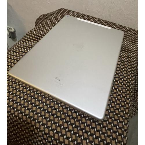 Apple iPad Pro 12.9" A1652 (Wi-Fi/Cellular) 256 GB Silver