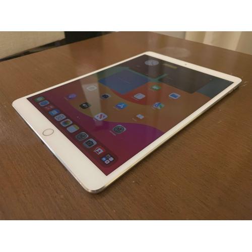 Apple iPad Pro 1st Gen. 64GB, Wi-Fi+Cellular 10.5 in - Silver - A1709